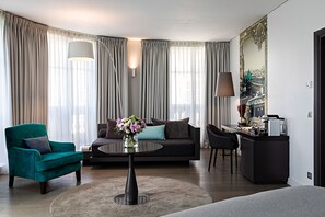 Suite, 1 Queen Bed with Sofa bed | Premium bedding, minibar, in-room safe, individually decorated
