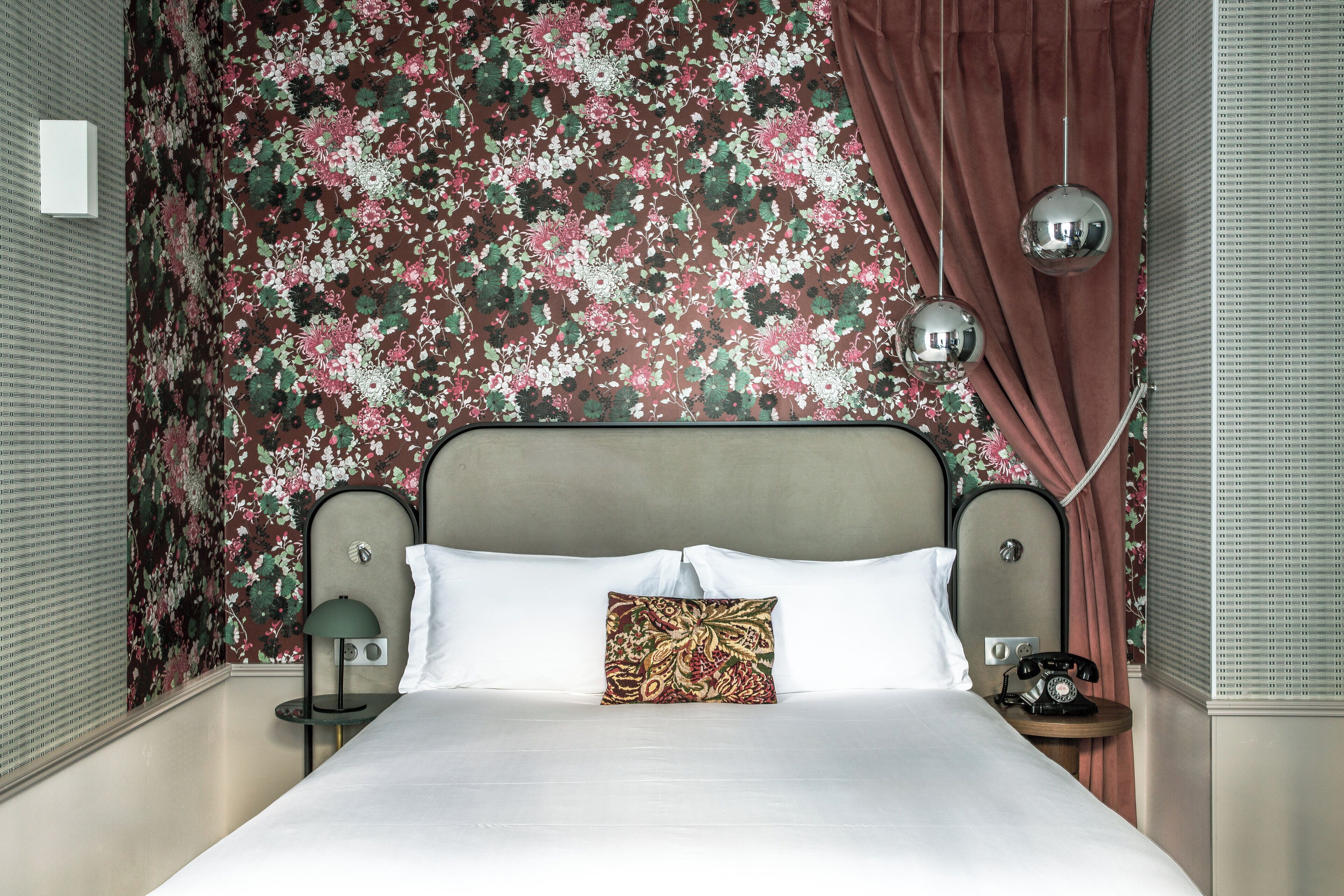 Standard Room, 1 Queen Bed, Accessible