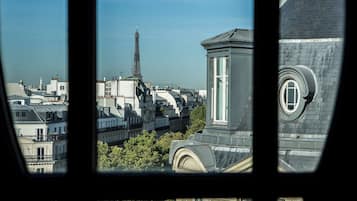 Phòng Suite, 1 phòng ngủ (Eiffel Tower View) | Quang cảnh từ phòng