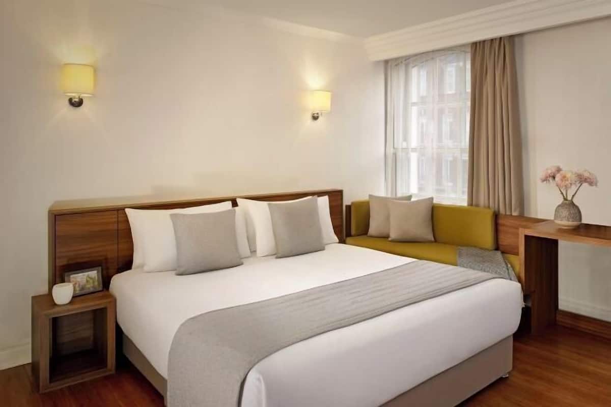 In-room safe, desk, soundproofing, iron/ironing board