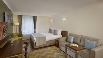 Deluxe Studio | Living area | LCD TV