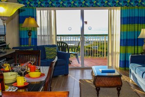 Apartment, 2 Bedrooms, Oceanfront | Terrace/patio