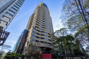 Mặt tiền nơi lưu trú