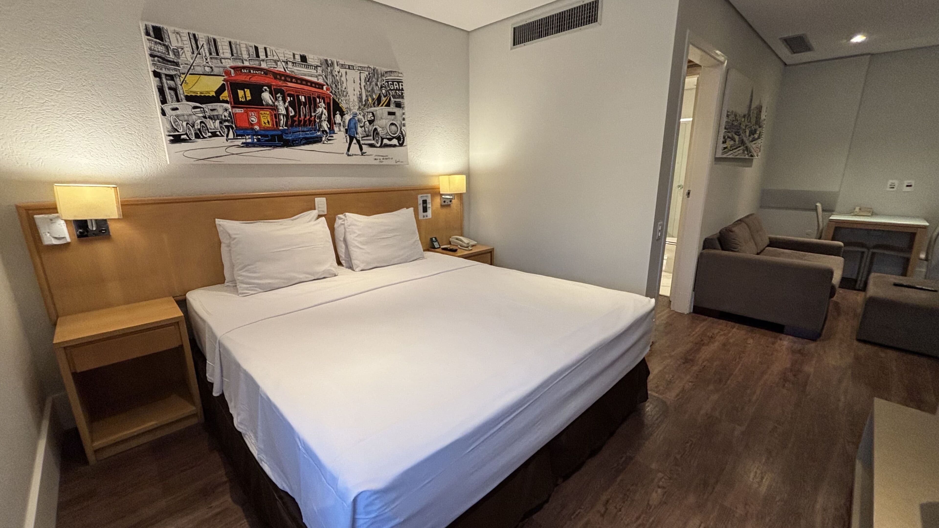 Superior Room, 1 Double Bed | Minibar, in-room safe, desk, blackout curtains