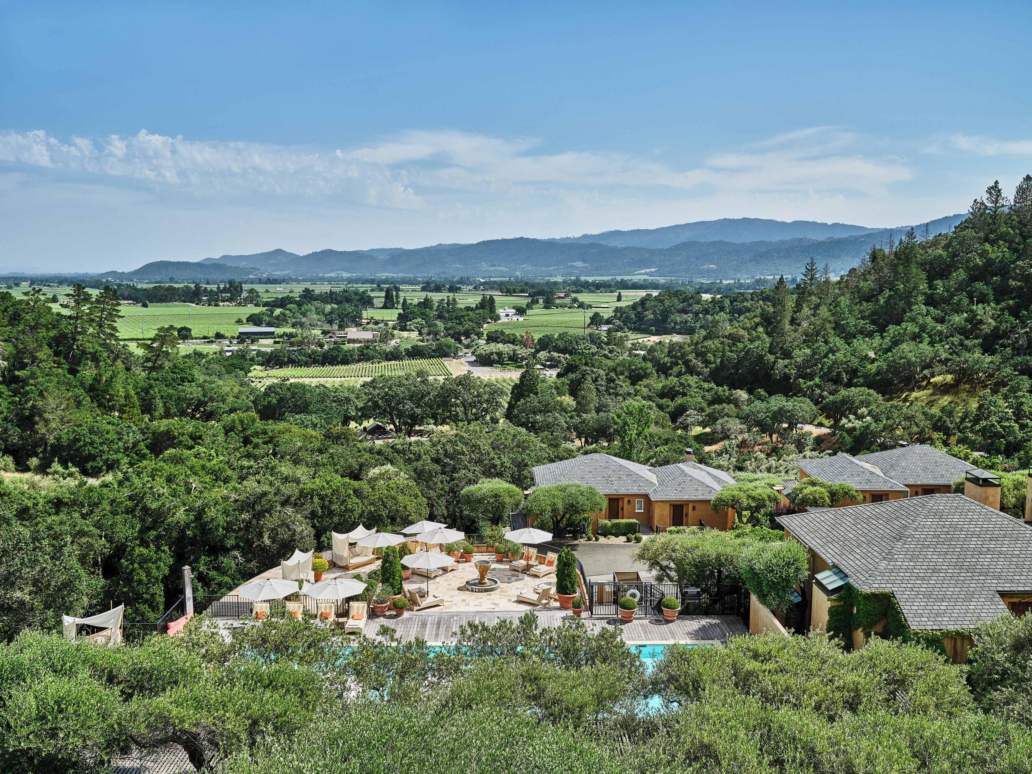 Auberge Du Soleil Reviews, Deals & Photos 2026 - Expedia