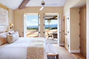 Valley View Suite | Minibar, in-room safe, iron/ironing board, free WiFi
