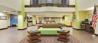 Comfort Inn & Suites Tampa North I-75