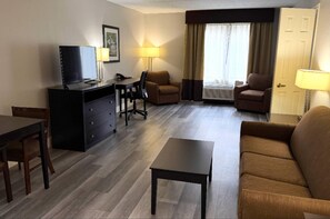 Suite, 1 cama King size, para no fumadores | Camas con pillow-top, escritorio, wifi gratis y ropa de cama 