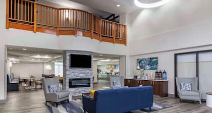 Comfort Inn & Suites Grand Blanc/Flint