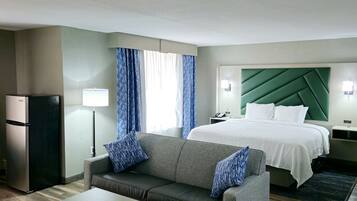 Premium bedding, desk, iron/ironing board, cribs/infant beds