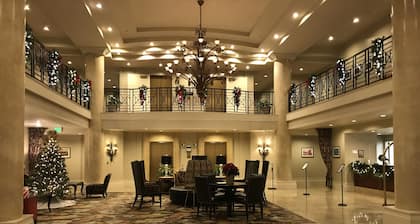 The Paramount Hotel