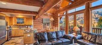 Mountain Lodge Telluride