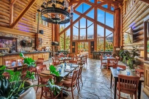 Bar (en la propiedad)