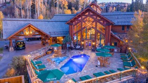 Outdoor pool, sun loungers