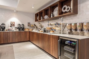 Free daily buffet breakfast