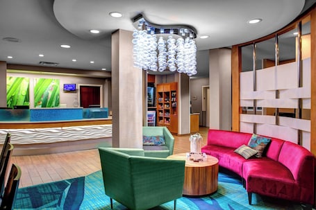 Salon du hall. Springhill Suites by Marriott Columbus Airport Gahanna