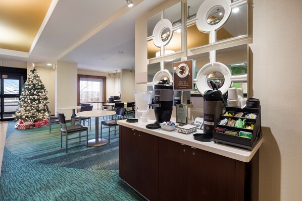 Free daily continental breakfast