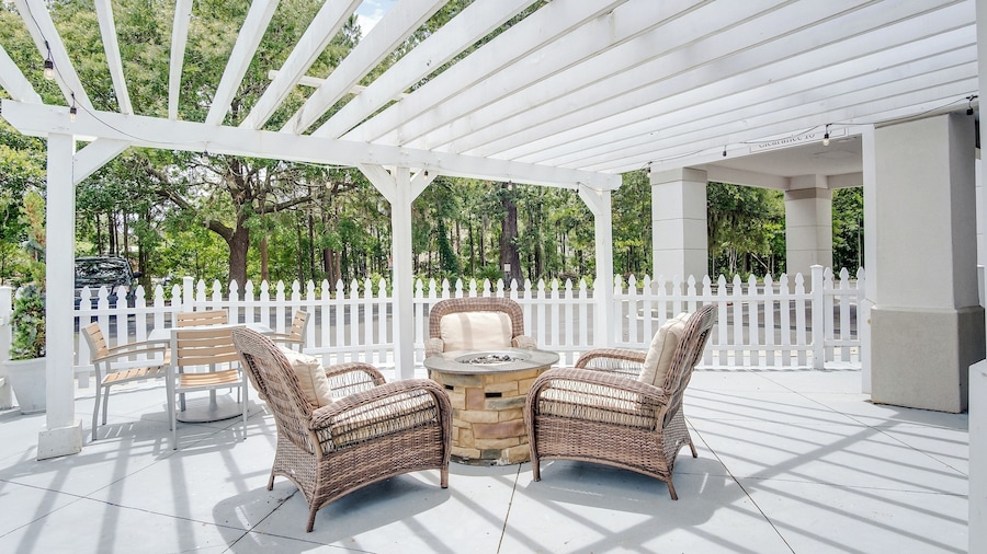 Country Inn & Suites by Radisson, Savannah Southside