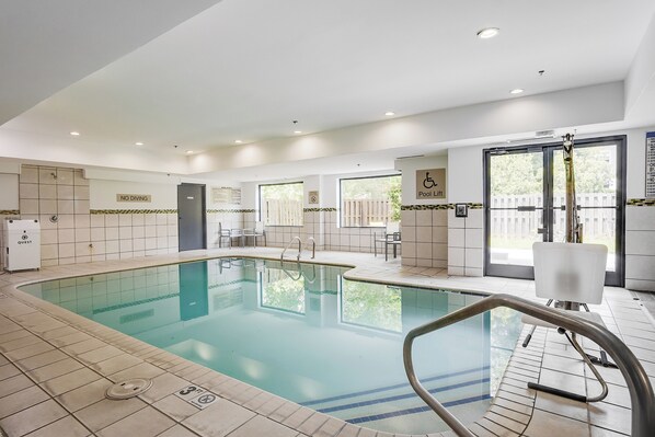 Indoor pool, outdoor pool