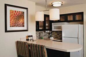Fridge, microwave, dishwasher, coffee/tea maker