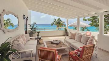 Suite, 1 Schlafzimmer, Terrasse | Italienische Bettbezüge von Frette, hochwertige Bettwaren