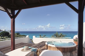 Suite, 1 Bedroom (Plunge Pool) | Room amenity