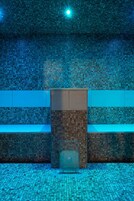 Sauna, hot tub, body treatments, aromatherapy, hot stone massages