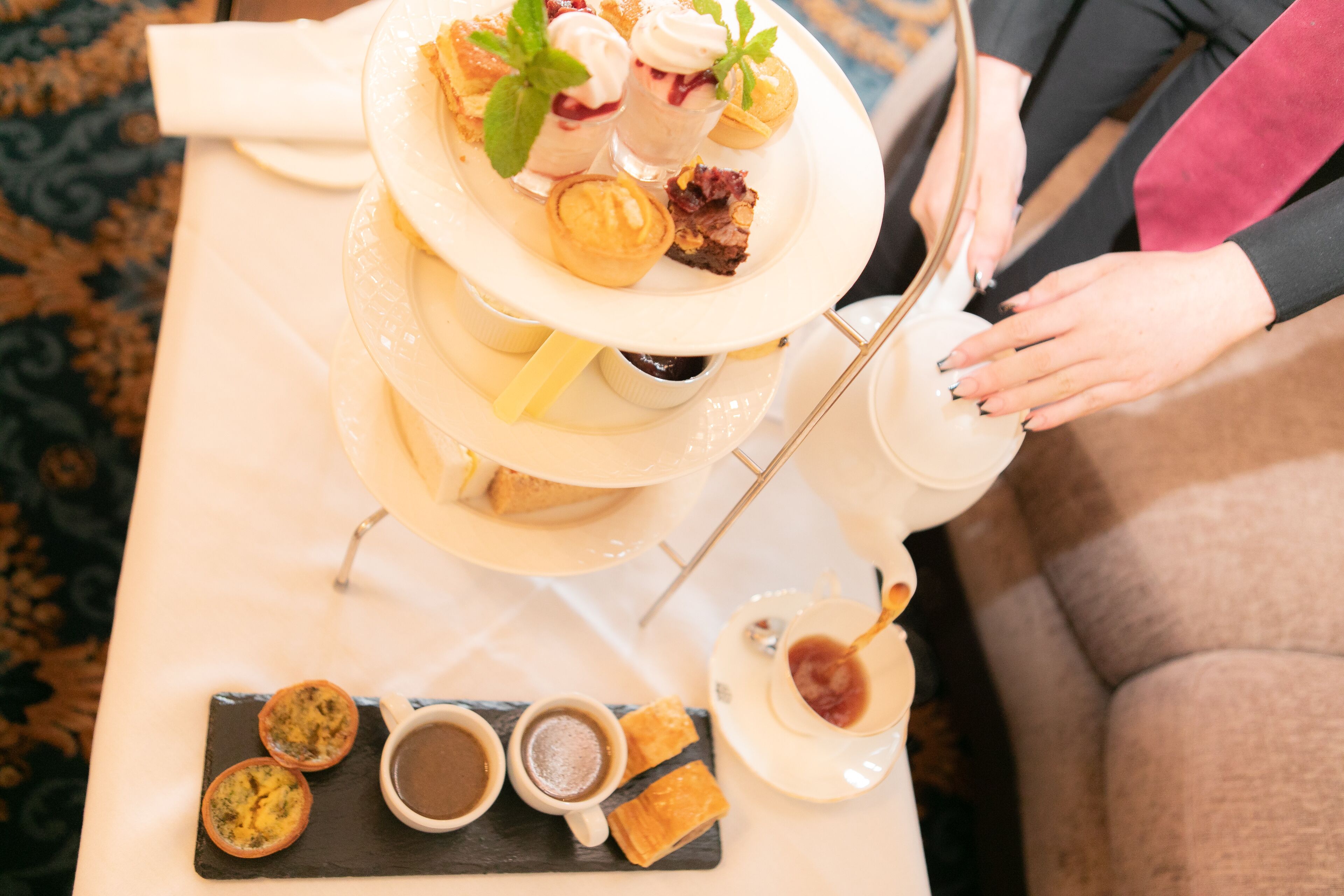 餐飲
