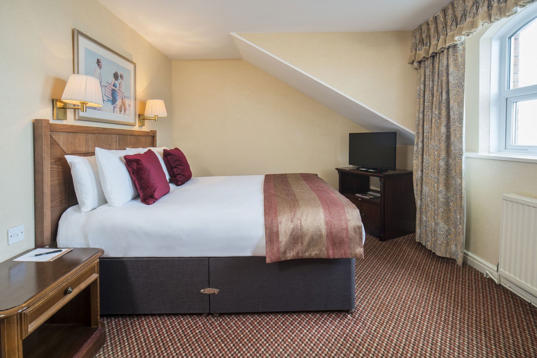 1 Schlafzimmer, individuell dekoriert, individuell eingerichtet