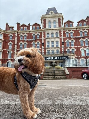 Mặt tiền nơi lưu trú