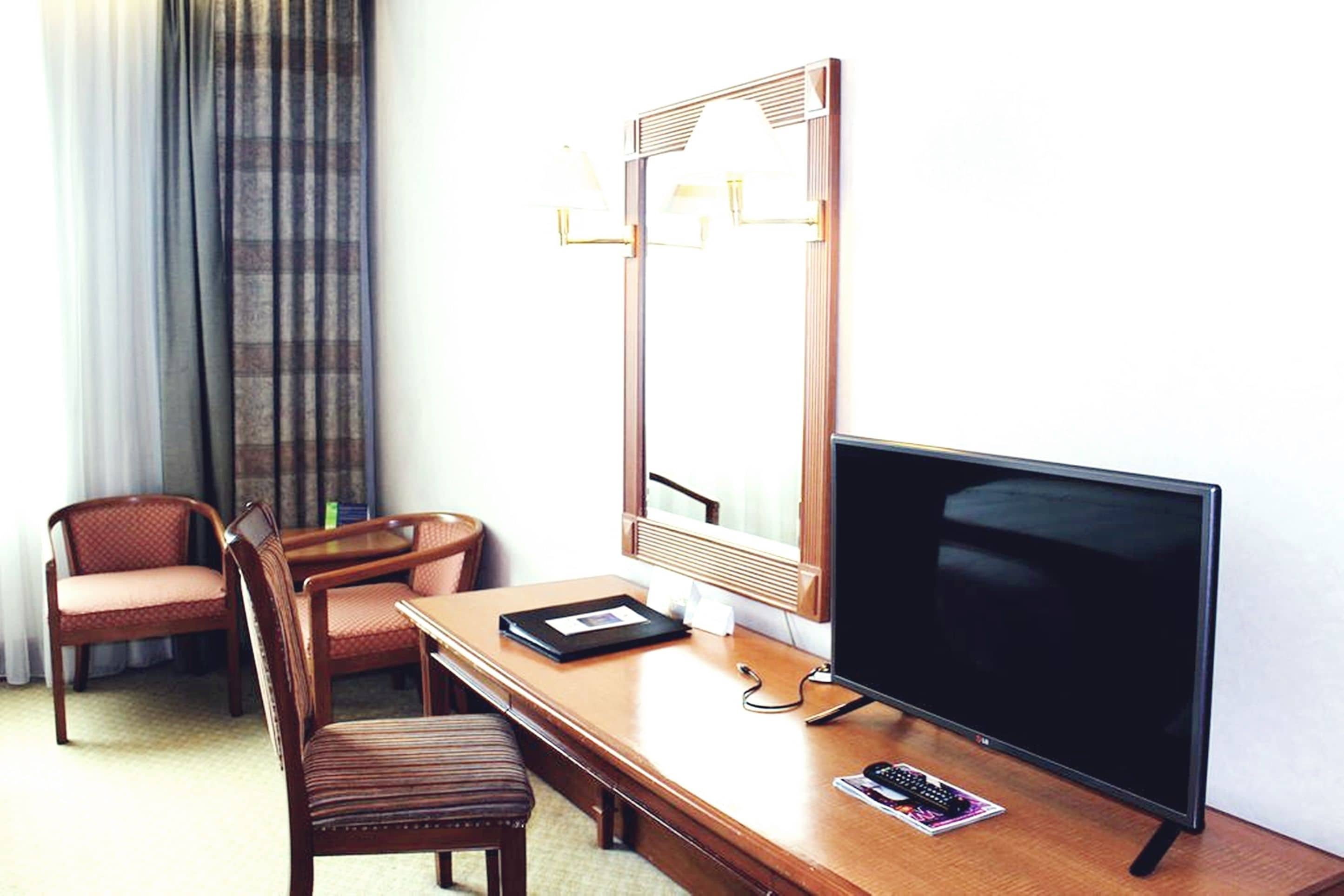 Photo - Menara Peninsula Hotel