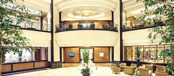 Menara Peninsula Hotel Jakarta