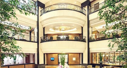 Menara Peninsula Hotel Jakarta