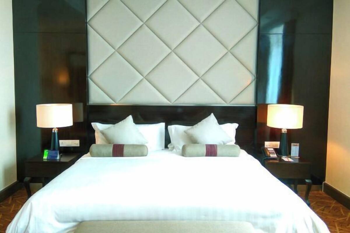 Literie de qualité supérieure, surmatelas, minibar