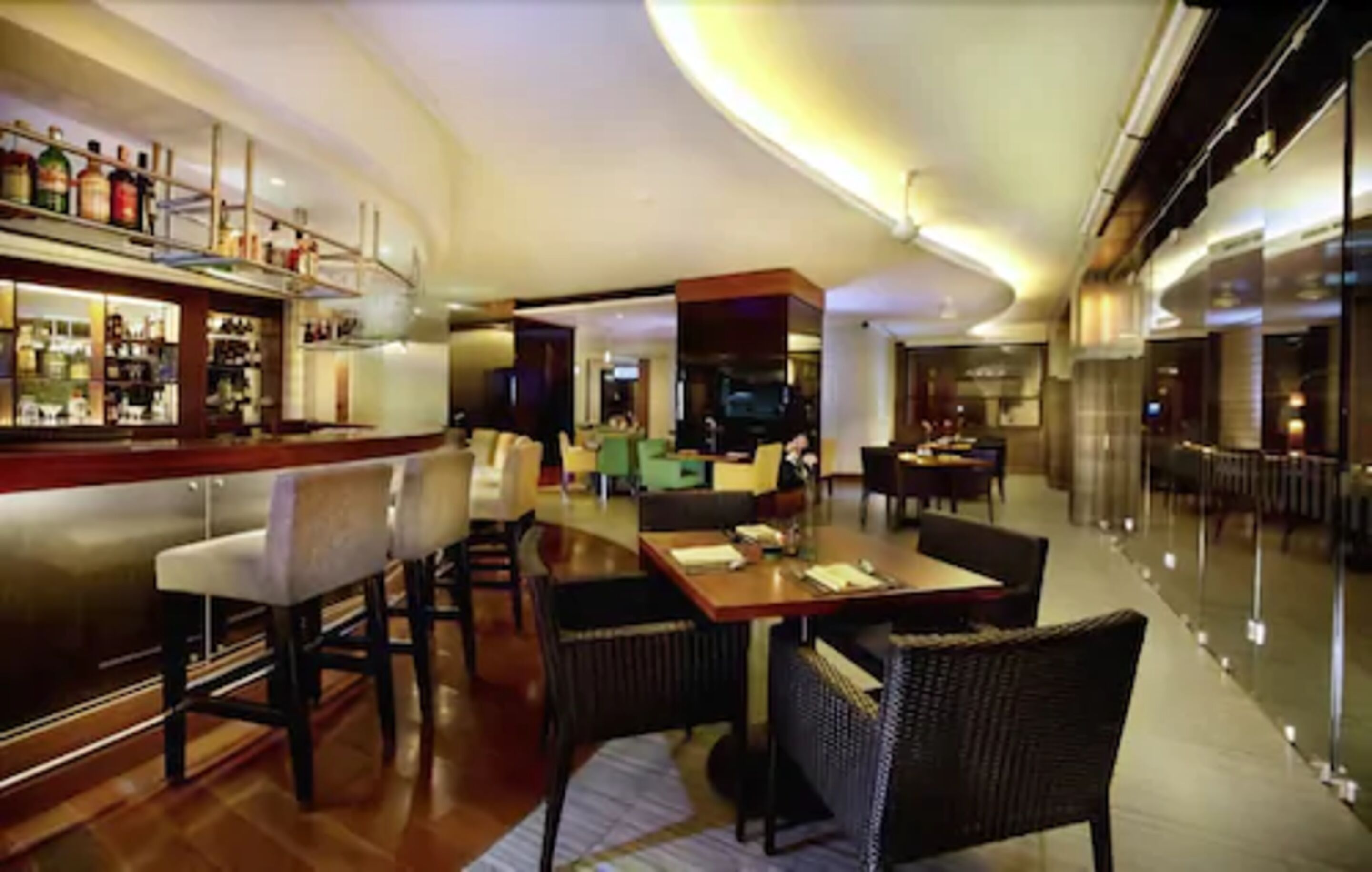 Photo - Menara Peninsula Hotel