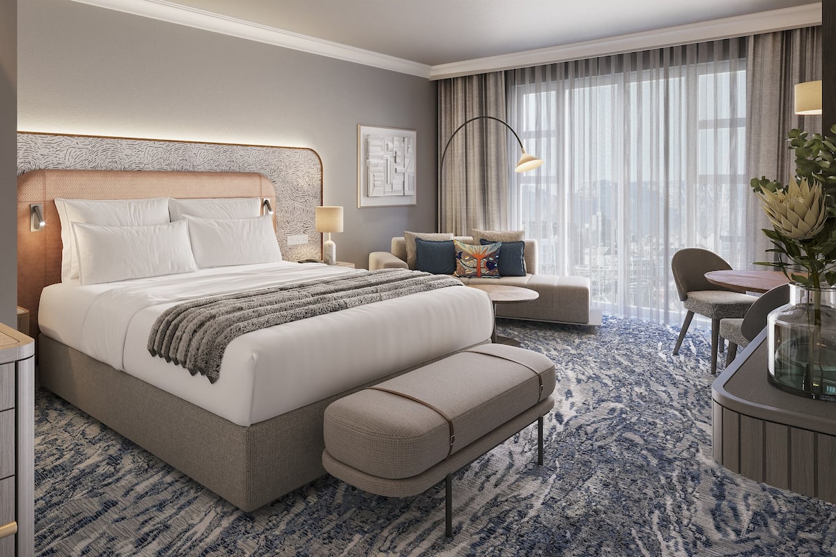 Classic Room, 1 King Bed, Mountain View (Table Mountain View) | Minibar, in-room safe, desk, laptop workspace