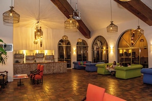 Snack bar