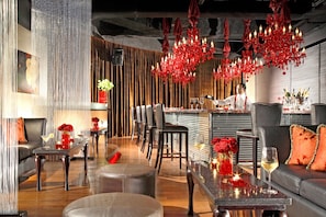 Bar (in der Unterkunft)