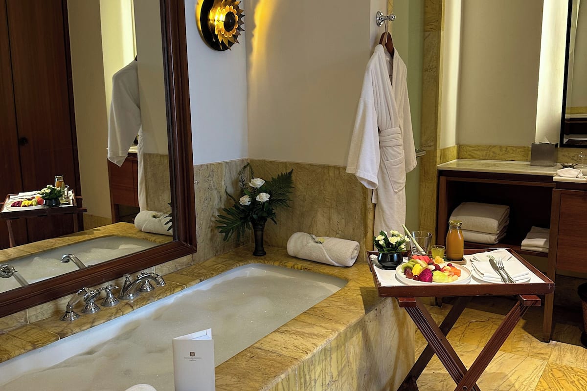 separate bathtub and shower, free toiletries, hair dryer, bathrobes