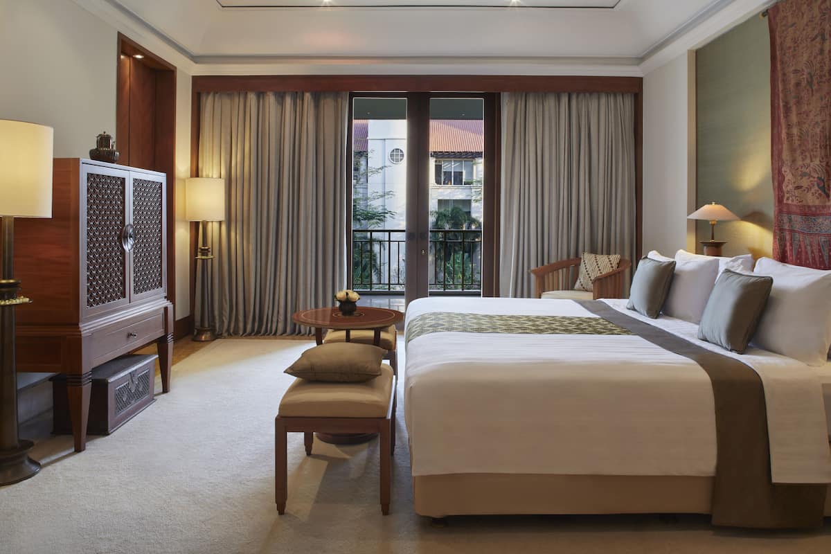 suite, 1 king bed (dharmawangsa suite) | 1 bedroom, hypo-allergenic bedding, minibar, in-room safe