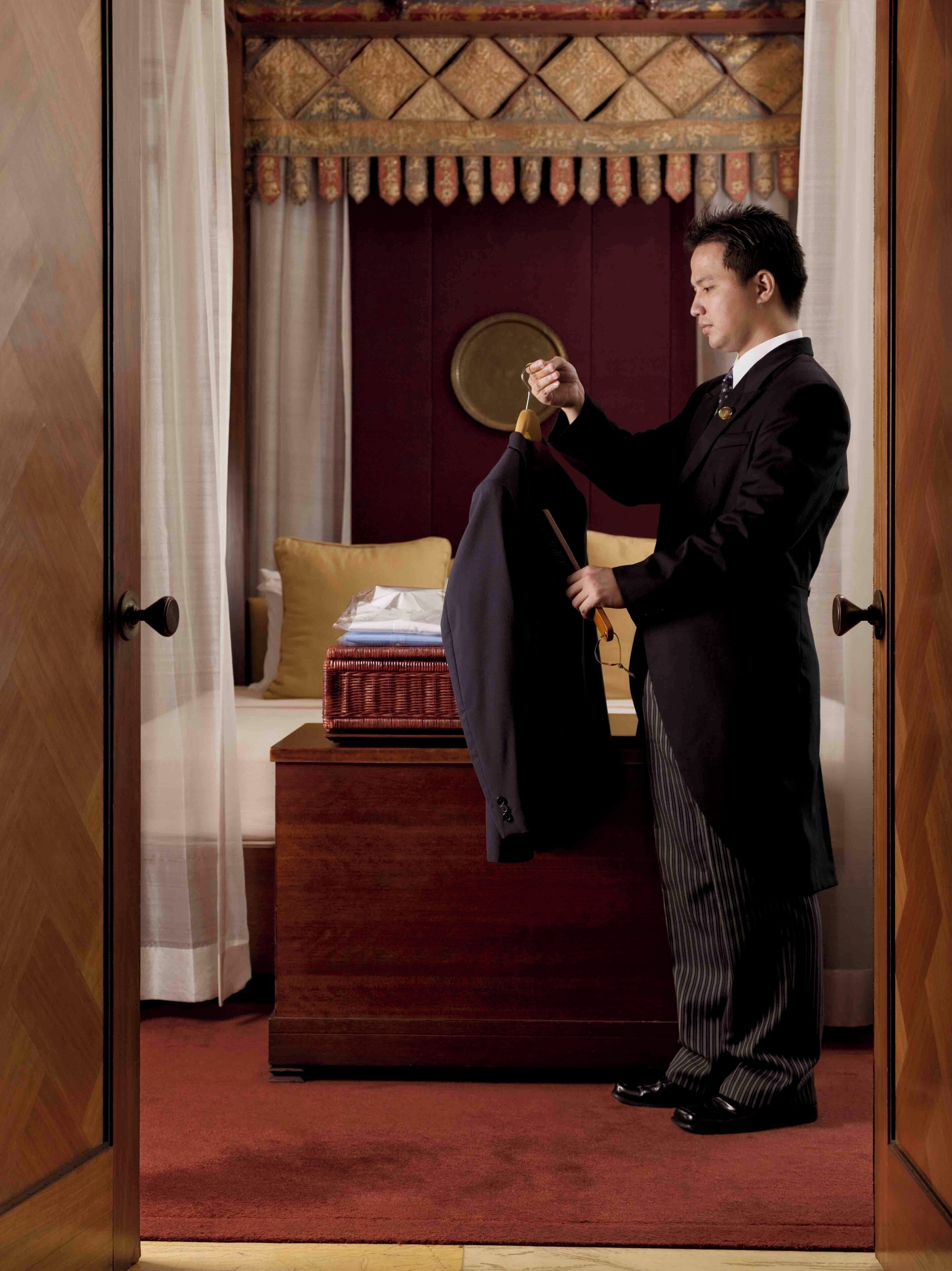 1 bedroom, hypo-allergenic bedding, minibar, in-room safe