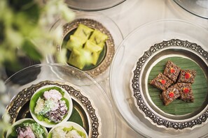 Daily buffet breakfast (IDR 385000 per person) - The Dharmawangsa Jakarta (Jakarta)