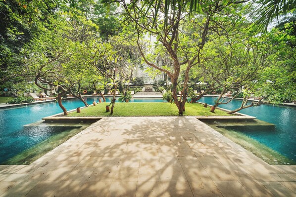 Indoor pool, outdoor pool