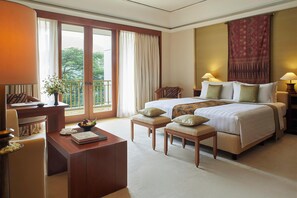 Hypo-allergenic bedding, minibar, in-room safe, desk - The Dharmawangsa Jakarta (Jakarta)