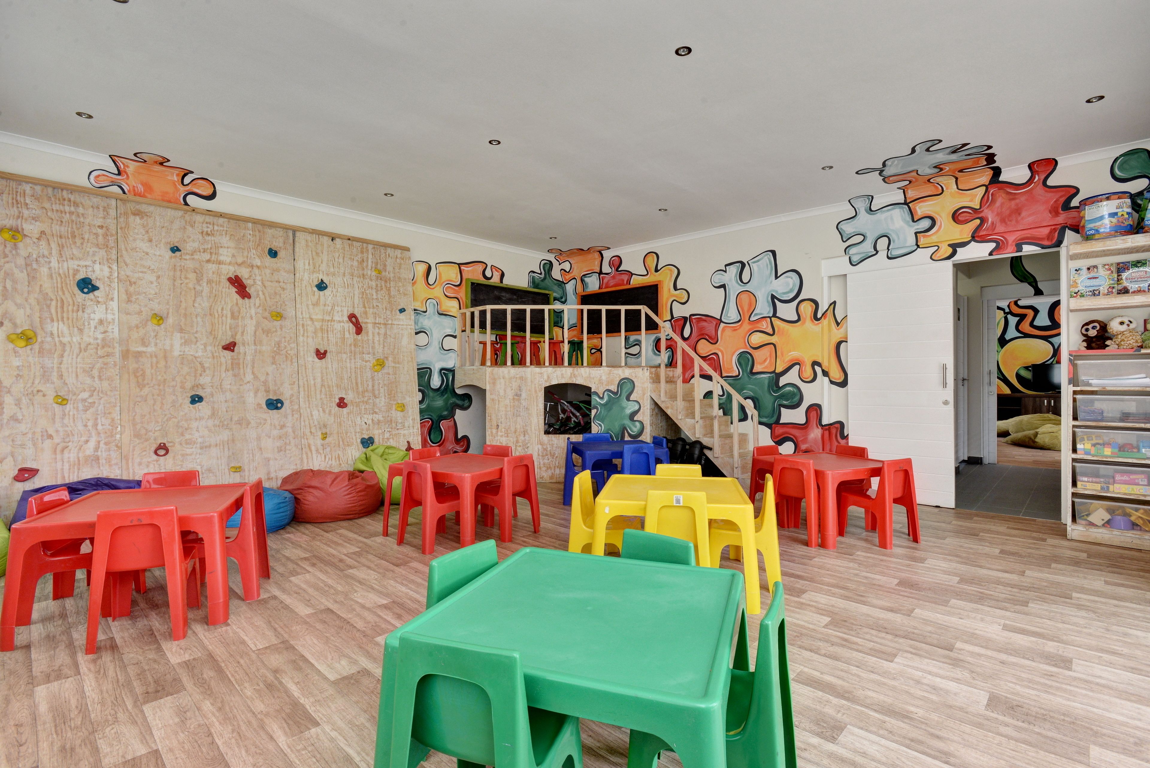 children’s play area – indoor