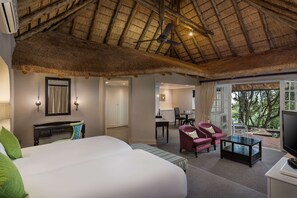 Executive Premium | 1 bedroom, minibar, in-room safe, desk - Mount Grace Hotel & Spa (Magaliesberg)