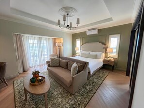 Deluxe Premium Room | 1 Schlafzimmer, Minibar, Zimmersafe, Schreibtisch