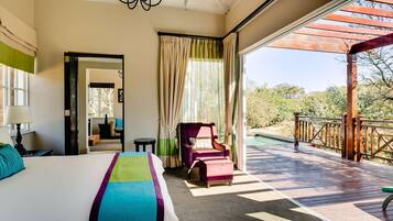 Svit | 1 sovrum, minibar, värdeförvaringsskåp på rummet och skrivbord