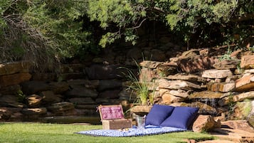 BBQ/picnic area