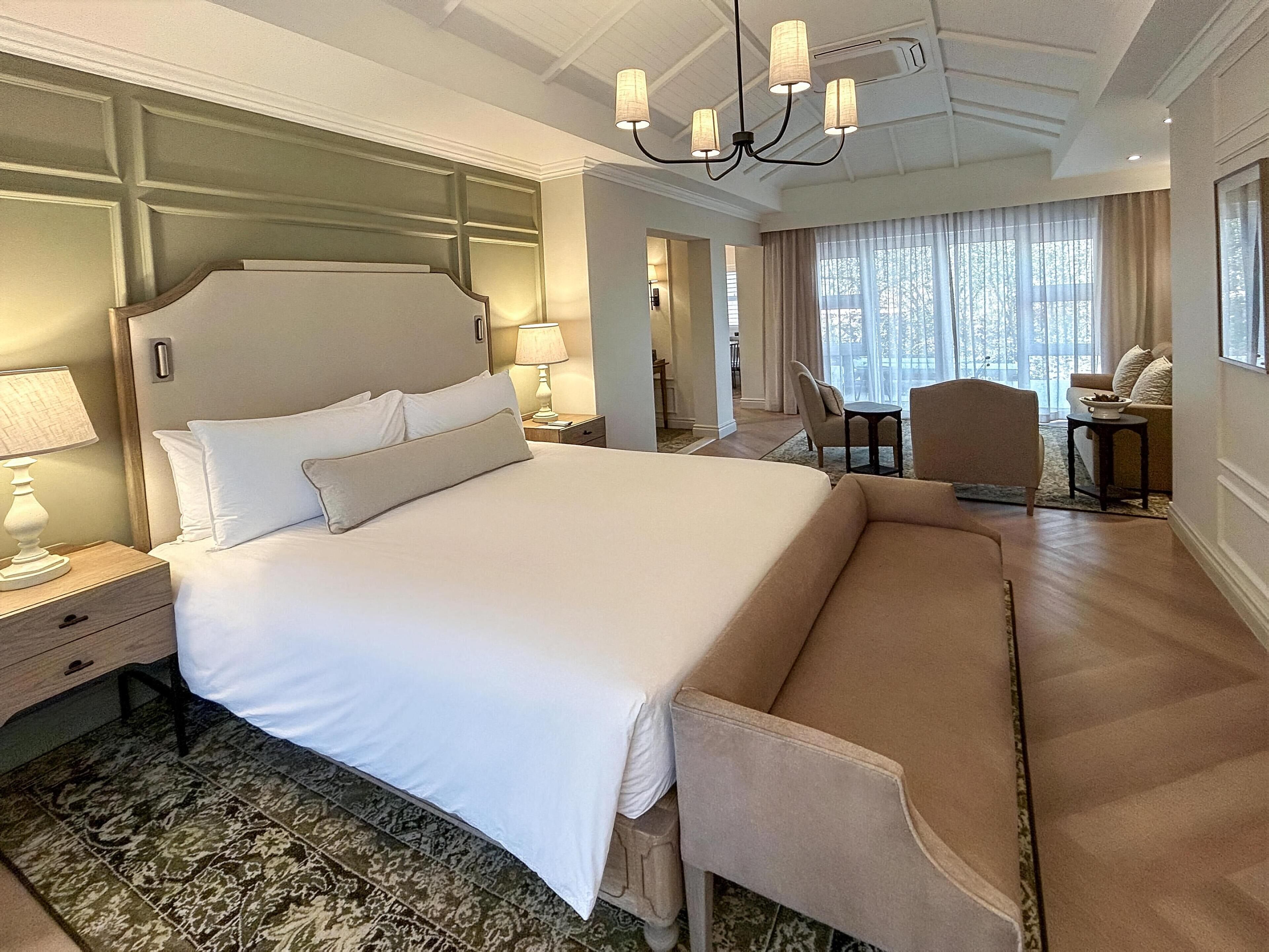 Suite | 1 bedroom, minibar, in-room safe, desk